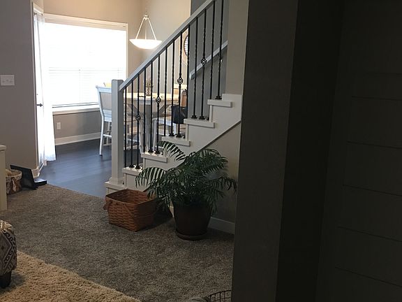 5th image of 2613 NW Lois Ln