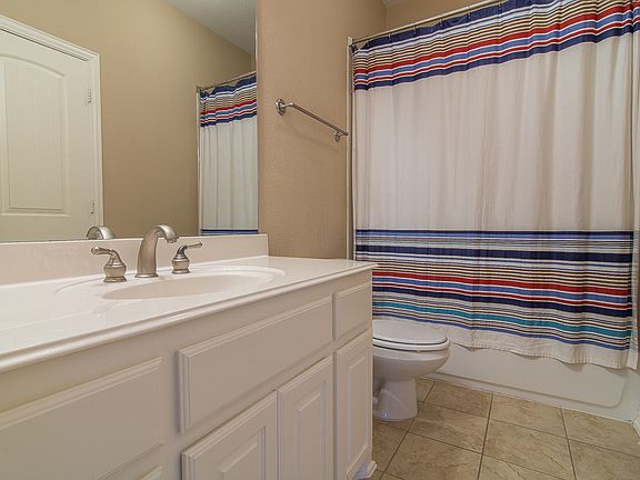 4th image of 4017 Duclair Dr