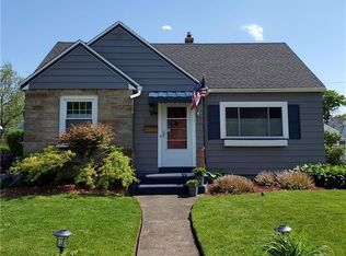 223 Brockley Rd, Rochester, NY 14609