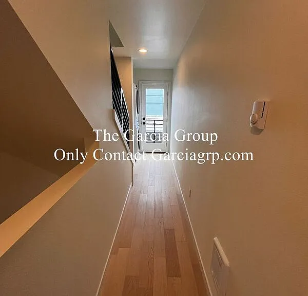 3025 SE Division St — Photo 29