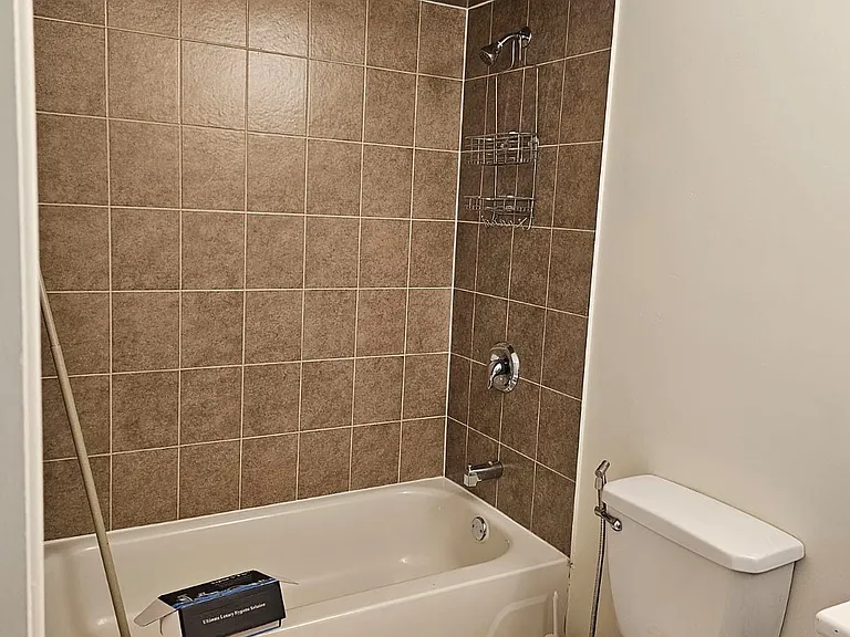 11 Chalkfarm Cres — Photo 3
