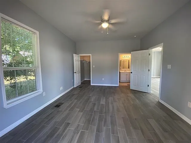 1074 S Barksdale St #1074 — Photo 6