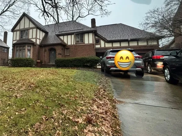 227 Gypsy Ln, Youngstown, OH 44504