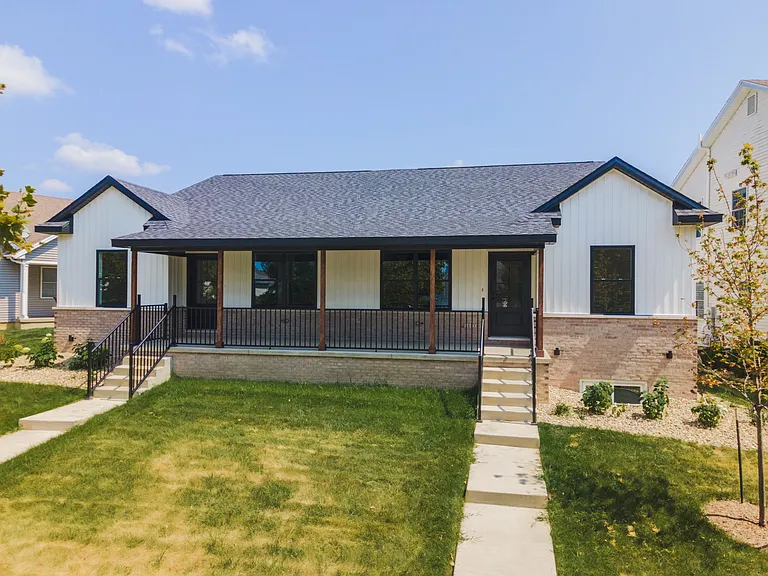 1613 Belclare Rd — Photo 35