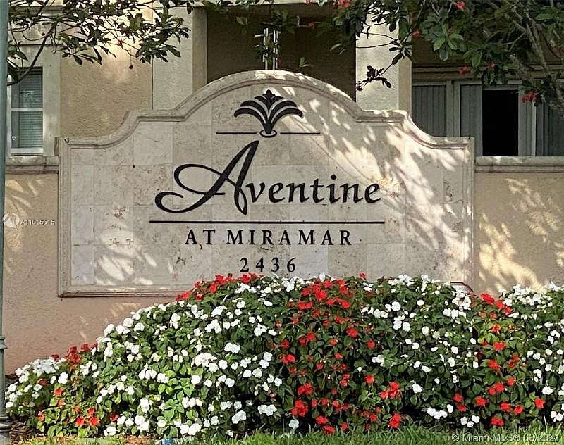 1st image of 2496 Centergate Dr APT 303