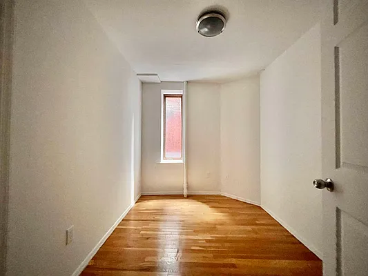 Rented by JM Preston Properties LLC | media 8