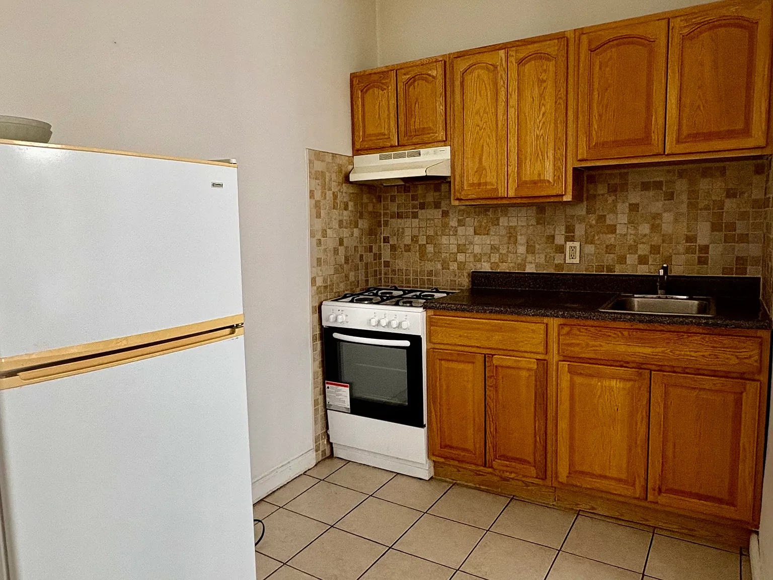 2 bed, $1,850 — Photo 2