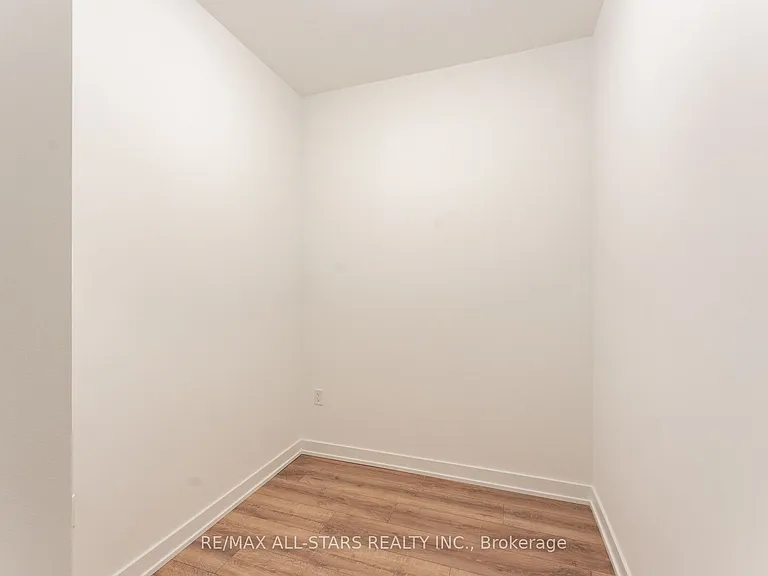 634 Church St #4006 — Photo 14