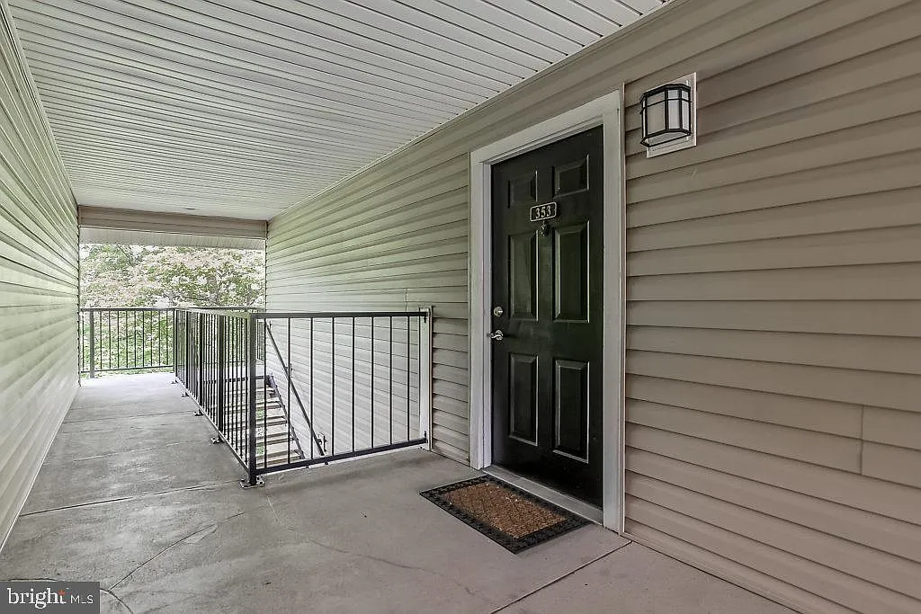 1 bed, 530 sqft, $1,800 — Photo 4
