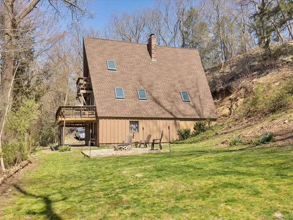 76 Hotchkiss Avenue, Thomaston, CT 06787