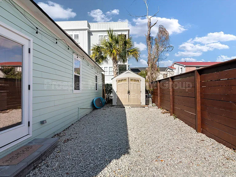400 Sumter St — Photo 24