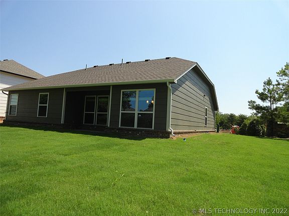 2nd image of 3800 N 33rd St