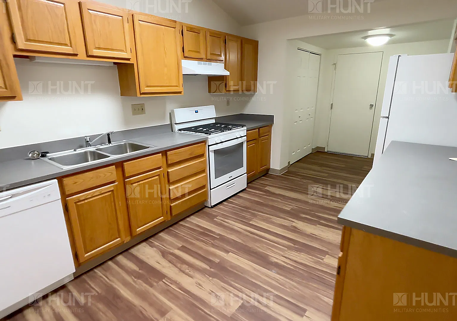 4 bed, 2.5 bath, 1247 sqft, $2,675 — Photo 4