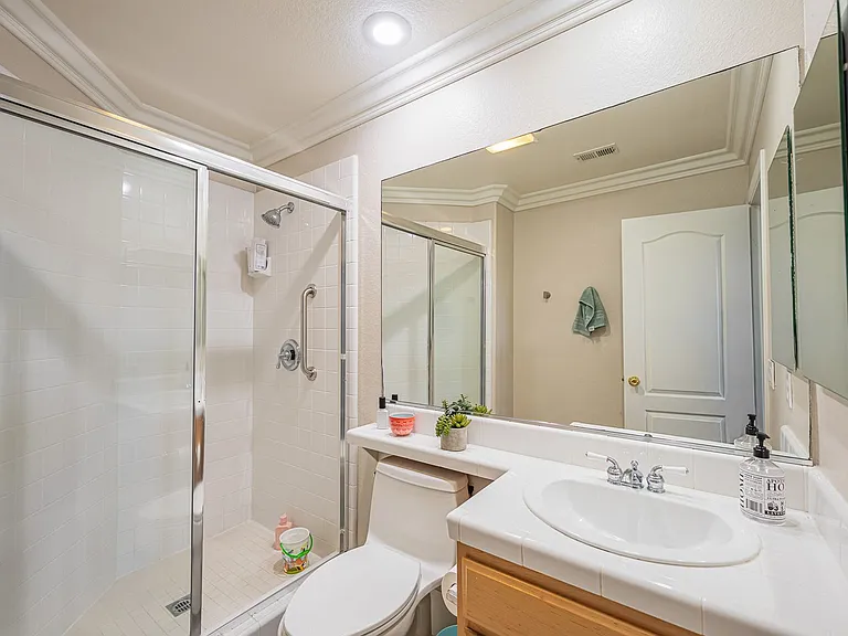 341 Calle De Adele — Photo 35
