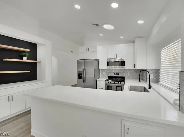 9228 Sun Rose Ave, Las Vegas, NV 89134