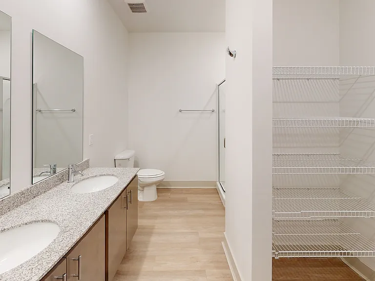 Elevation 800 — Photo 44