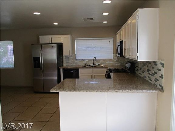 4th image of 5202 Paradise Valley Ave