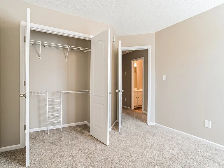 230 Amir Cir — Photo 13