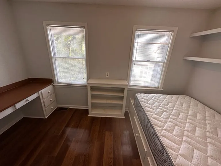 1227 Barnwell St #36 — Photo 8