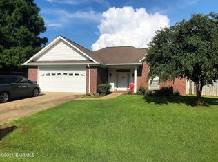 8530 Cottonwood Dr, Meridian, MS 39305