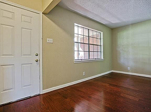 2nd image of 1809 Gravley Dr