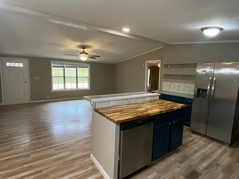 106 Lane Dr — Photo 9