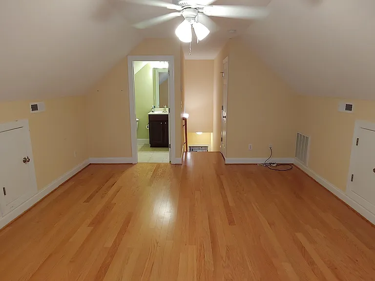 2809 Cowley Rd — Photo 15