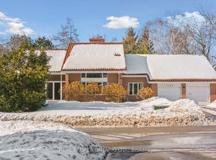 1449 Champlain Dr, Peterborough, ON K9L 1N3