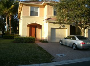 6001 Seminole Gardens Cir, Riviera Beach, FL 33418