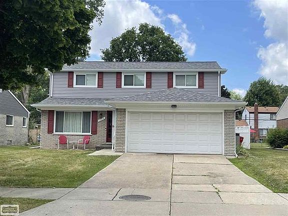 2nd image of 27115 Selkirk St