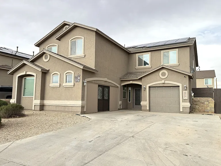 1028 Flyer Pl — Photo 2