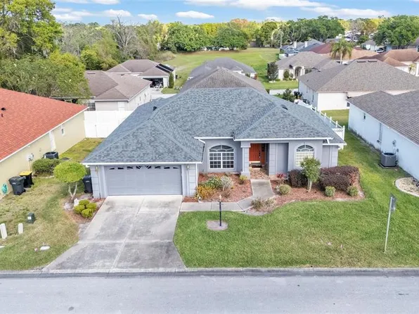 7335 Beaumont Dr, Lakeland, FL 33810