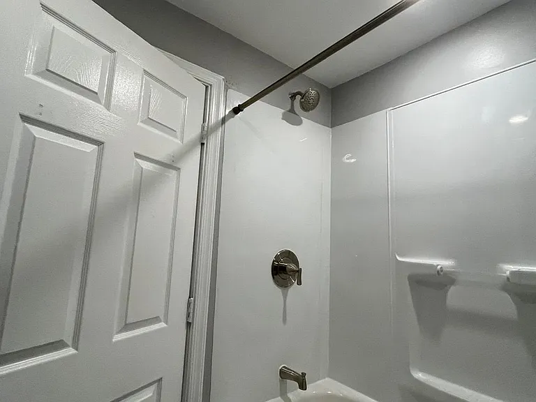 4674 Mews Dr — Photo 38