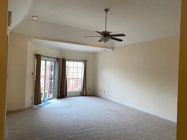 801 Rue Burgundy #321 — Photo 3