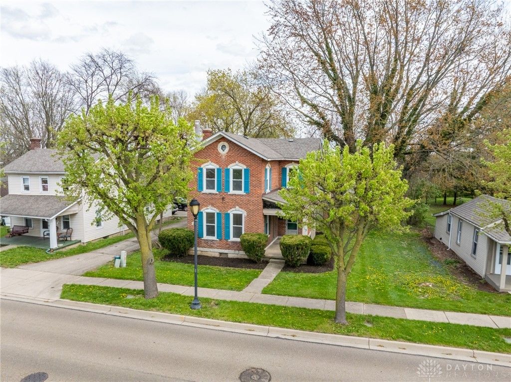 Real estate listing image