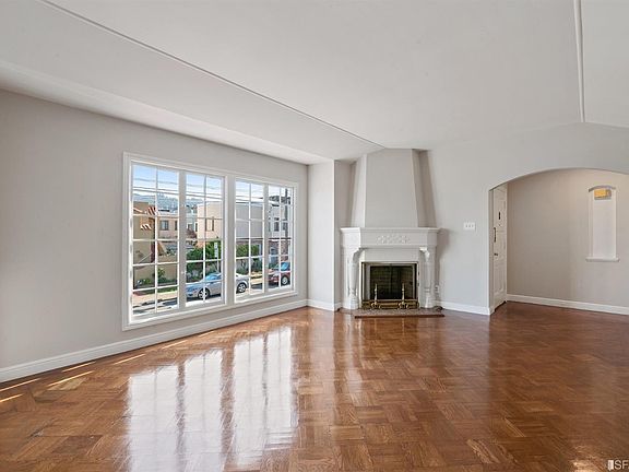 5th image of 1568 Cayuga Ave