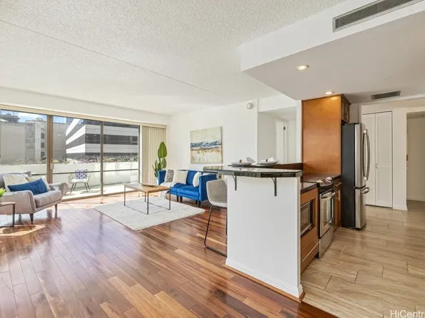 700 Richards St APT 706, Honolulu, HI 96813