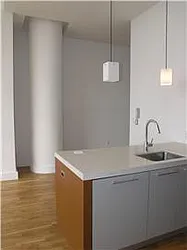Rented by R New York