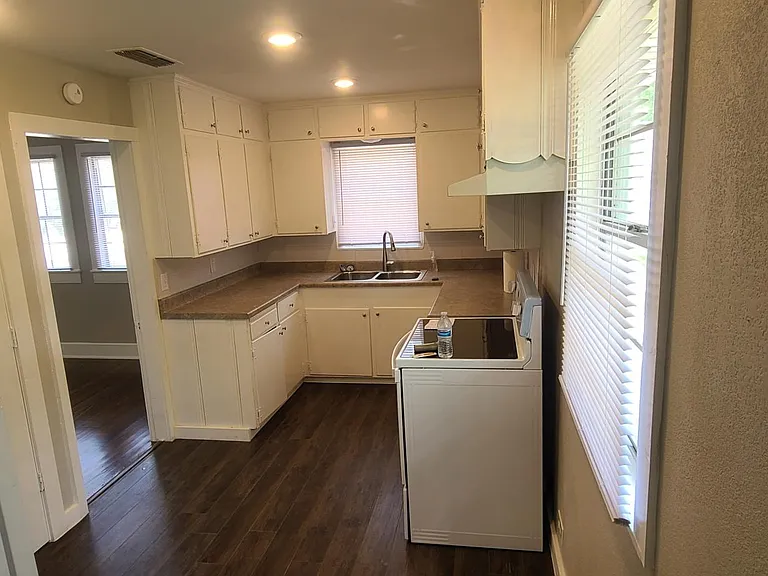 812 Wigley St #1 — Photo 3