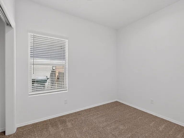 280 Prism Ave SW — Photo 30