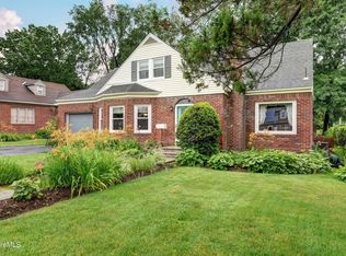 44 Sampson Pkwy, Pittsfield, MA 01201