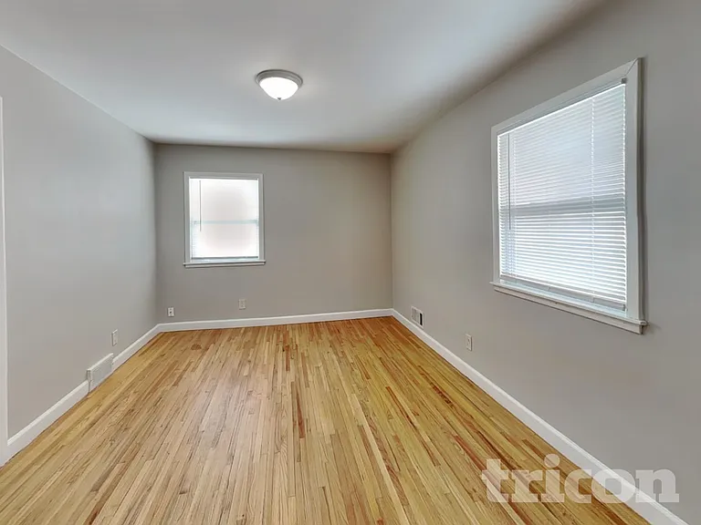 4010 Monroe St NE — Photo 7