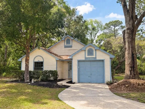 114 Spreading Oak Ct, Sanford, FL 32773