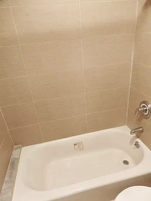 Rented by Albert Attias, LREB | media 28