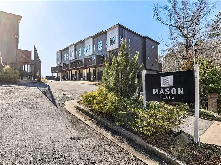 2336 Mason Dr — Photo 19