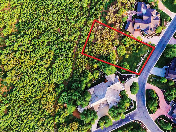 5th image of 3634 Oak Wood Dr