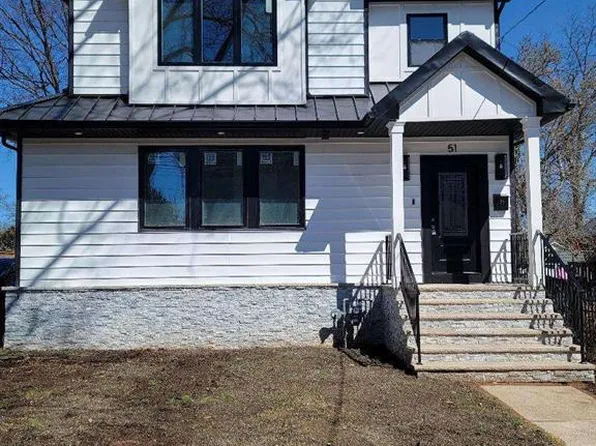 51 Oakdene Ave, Teaneck, NJ 07666