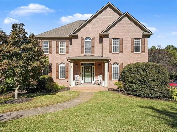 6570 Lake Dale Way, Clemmons, NC 27012