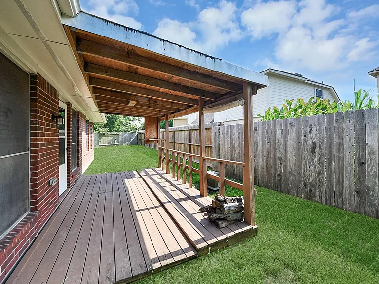 8322 Adler Lake Dr — Photo 39