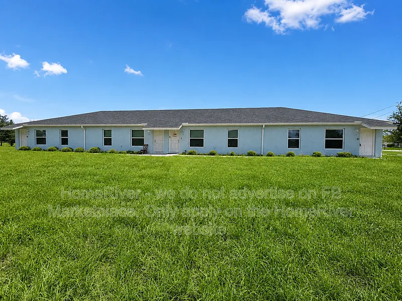 1 bed, 1.0 bath, 747 sqft, $1,140 — Photo 2
